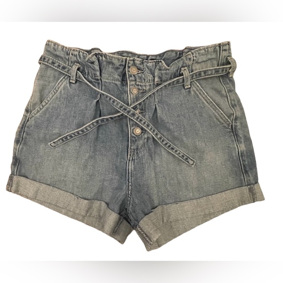 Hollister Jean Shorts - Picture 1 of 6